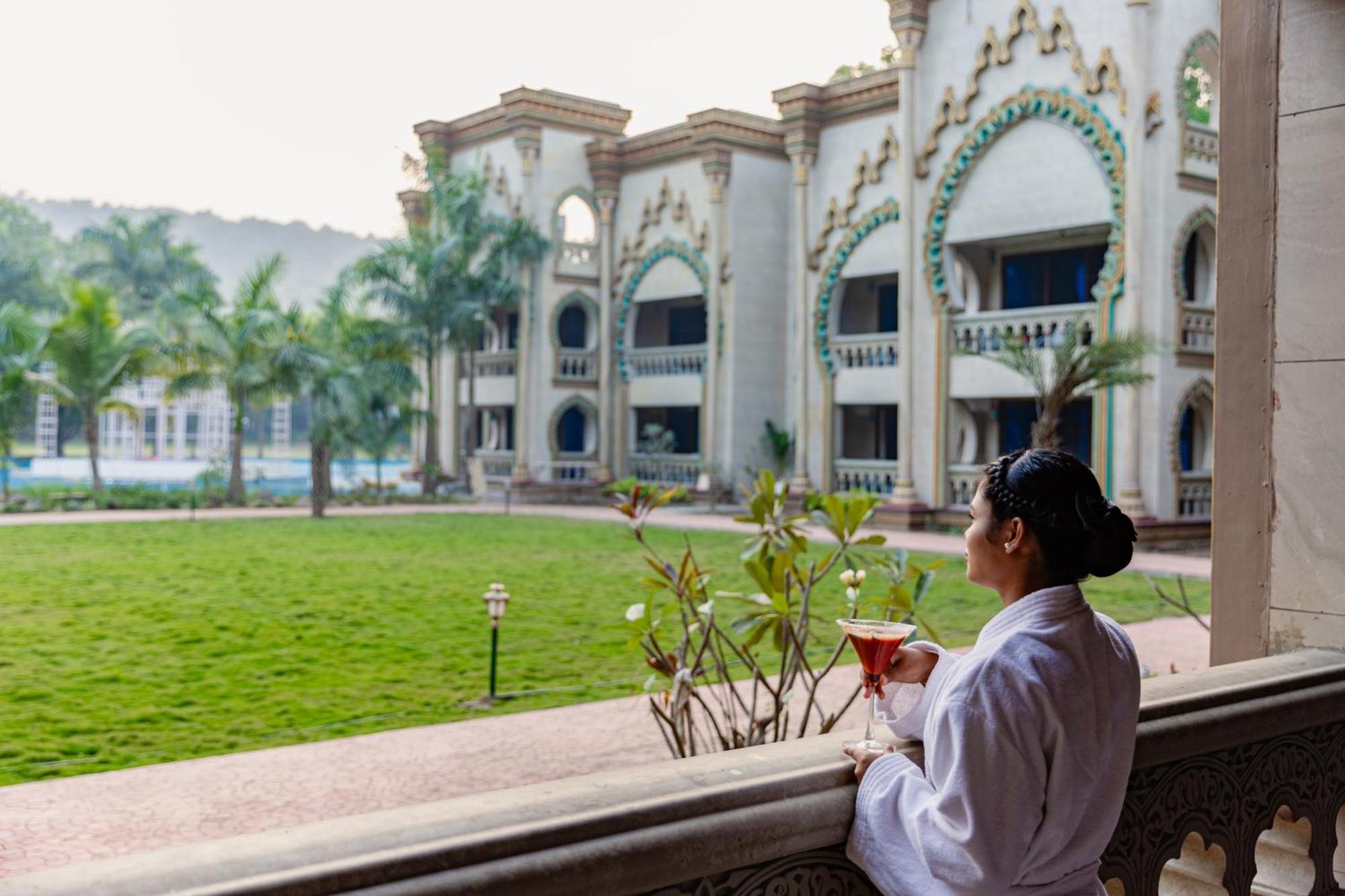 Shilp Wellness Resort And Spa Panvel Bagian luar foto